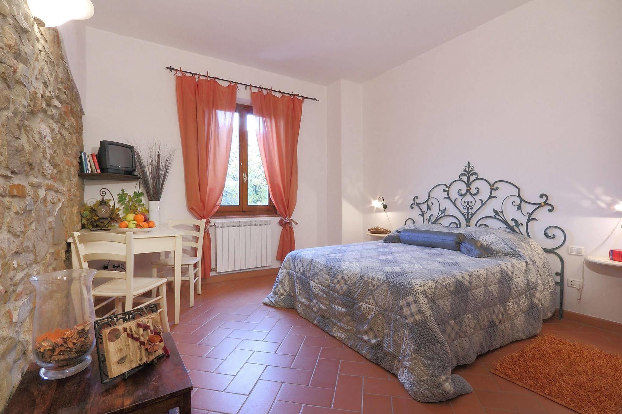 Armonie Del Chianti Bed & Breakfast L'Ugolino ภายนอก รูปภาพ
